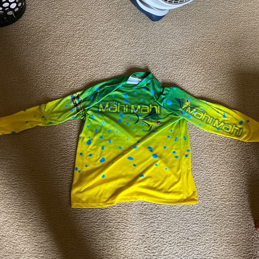 Large mahi mahi fishing shirt